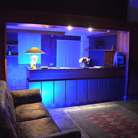 Majestic Aparthotel